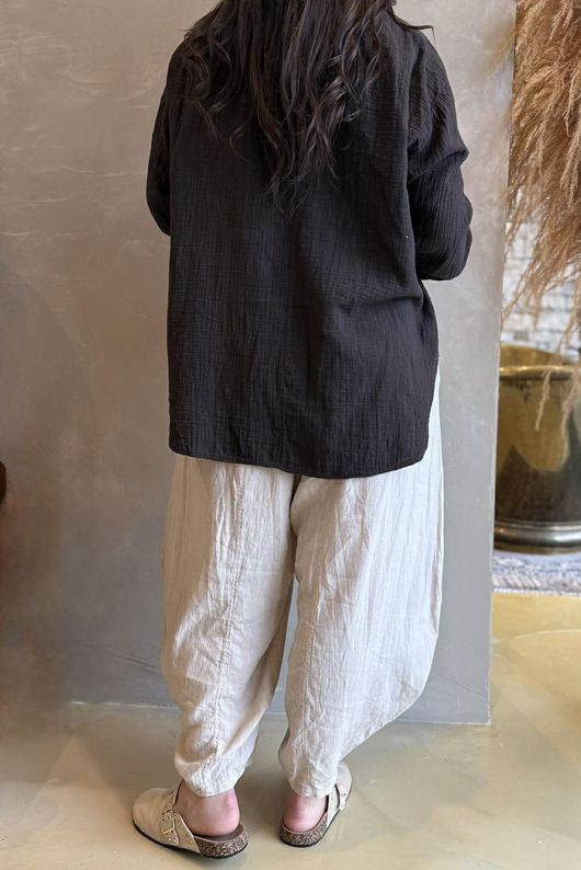 Suri Cushion Cotton Laurie Blouse Chocolate